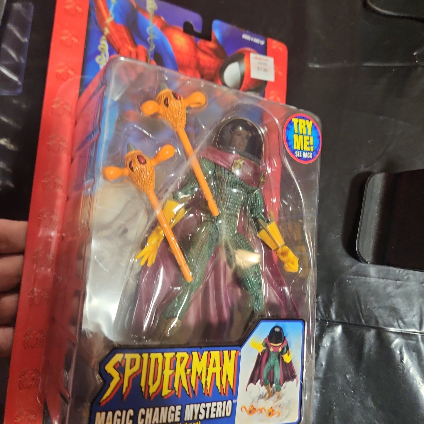 2005 ToyBiz - Spider-Man - Cambio mágico de Mysterio con casco iluminado