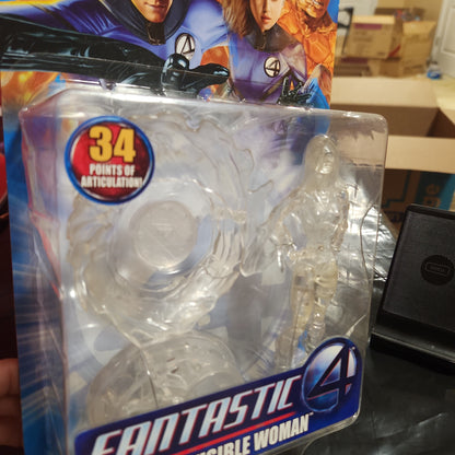 Figura de acción de mujer invisible transparente Power Blast de la película Fantastic 4 Nuevo y agradable.
