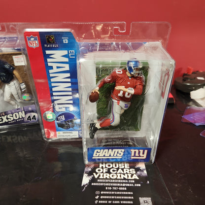 McFarlane ELI Manning Series 13 2006 New York Giants #10 NIP. RED Jersery RARE