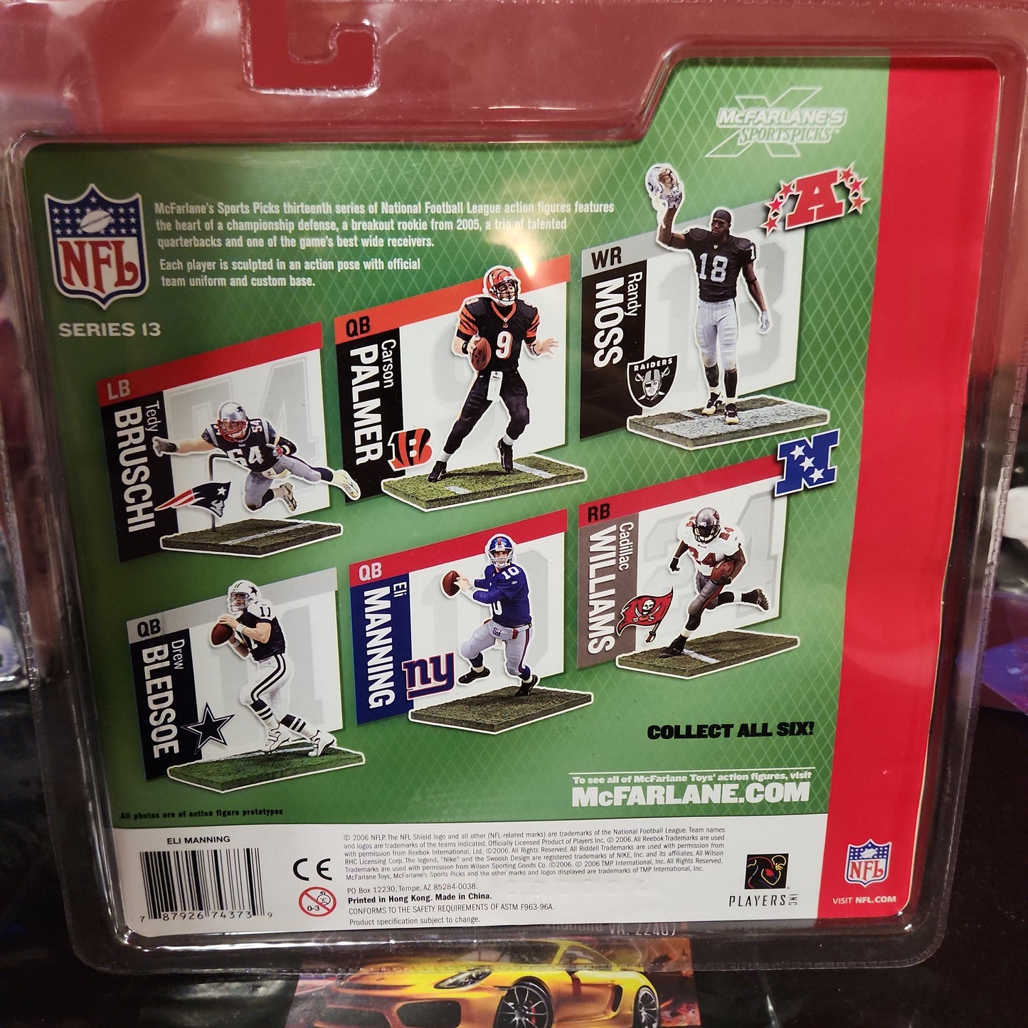 McFarlane ELI Manning Series 13 2006 New York Giants #10 NIP. RED Jersery RARE