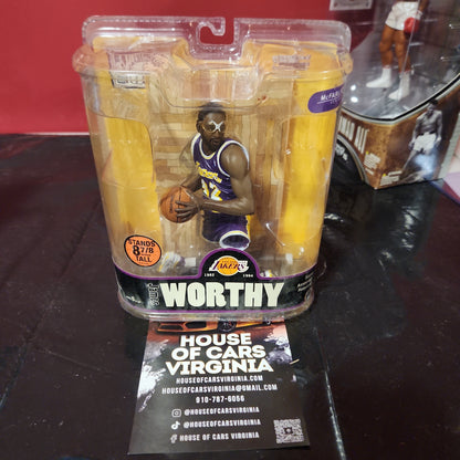 Figura de acción de James Worthy de NBA Sports Picks Legends Series 3 [Jersey morado]