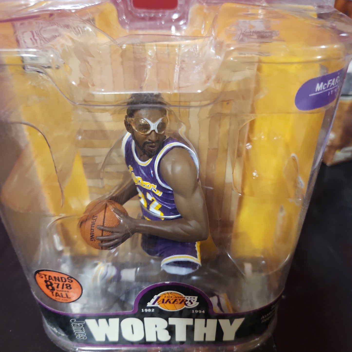 Figura de acción de James Worthy de NBA Sports Picks Legends Series 3 [Jersey morado]