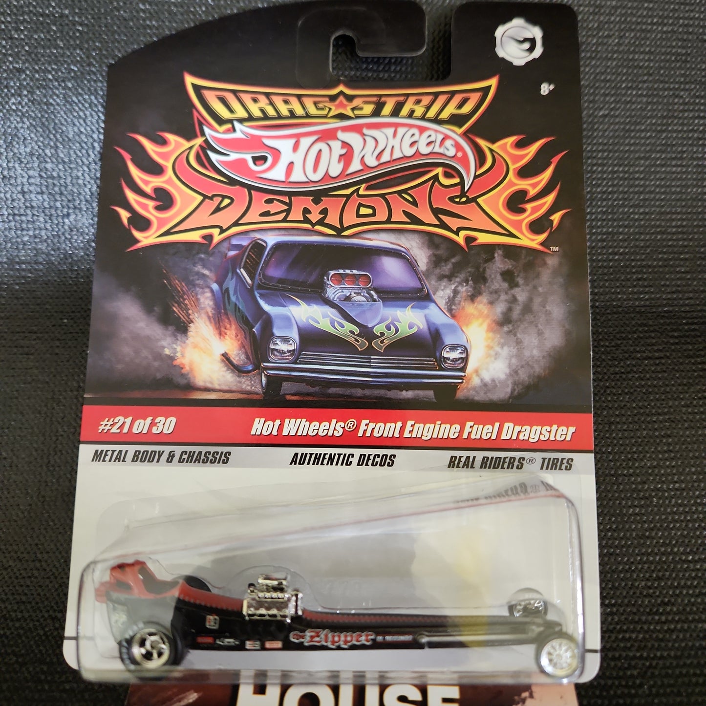 2009 Hot Wheels Drag-Strip Demons/Dragster de combustible del motor delantero 21 de 30