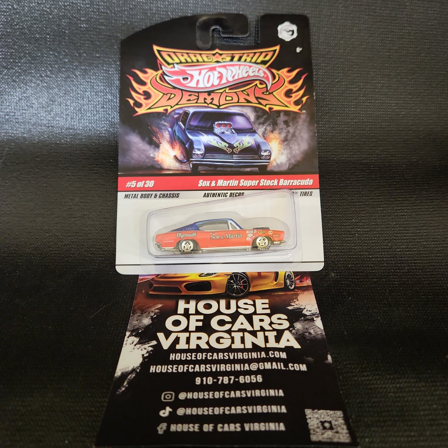 Hot Wheels Drag Strip Demons Sox y Martin Super Stock Barracuda