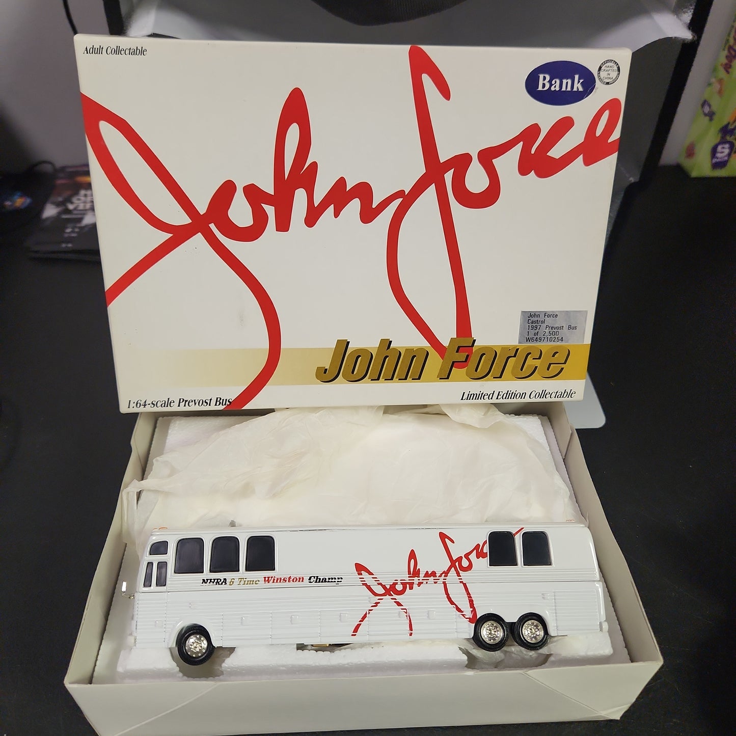 JOHN FORCE 1997 PREVOST BUS/BANK-CASTROL-ACTION RACING-NHRA-WINSTON-1:64 Autographed