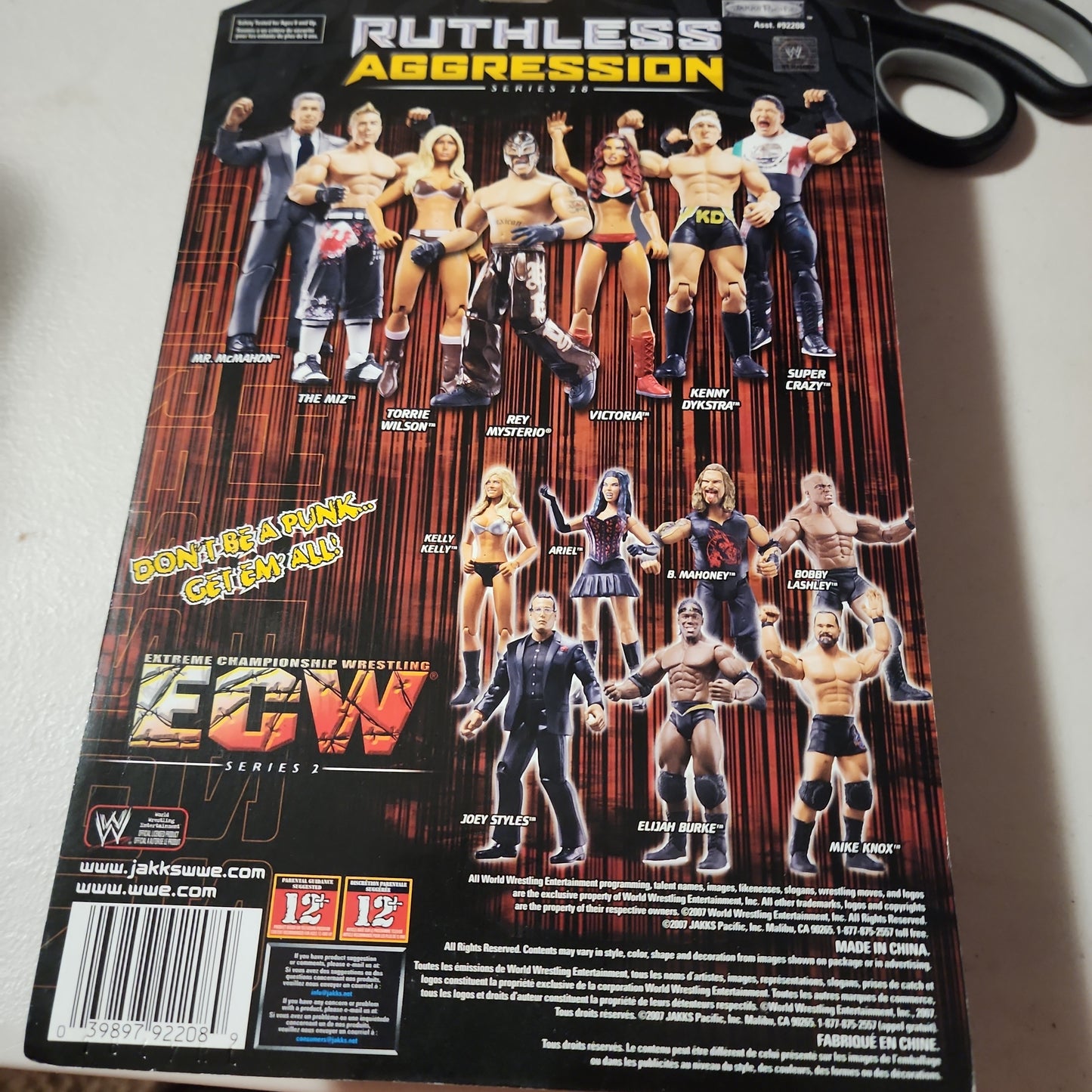 WWE Victoria Ruthless Aggression Series 28 Wrestling Figure New WWE Diva