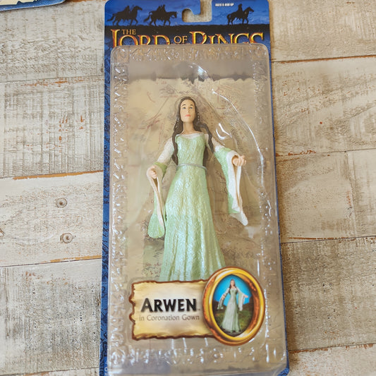 Toybiz Lord Of The Rings ROTK Arwen in Coronation Gown Action Figure 2004