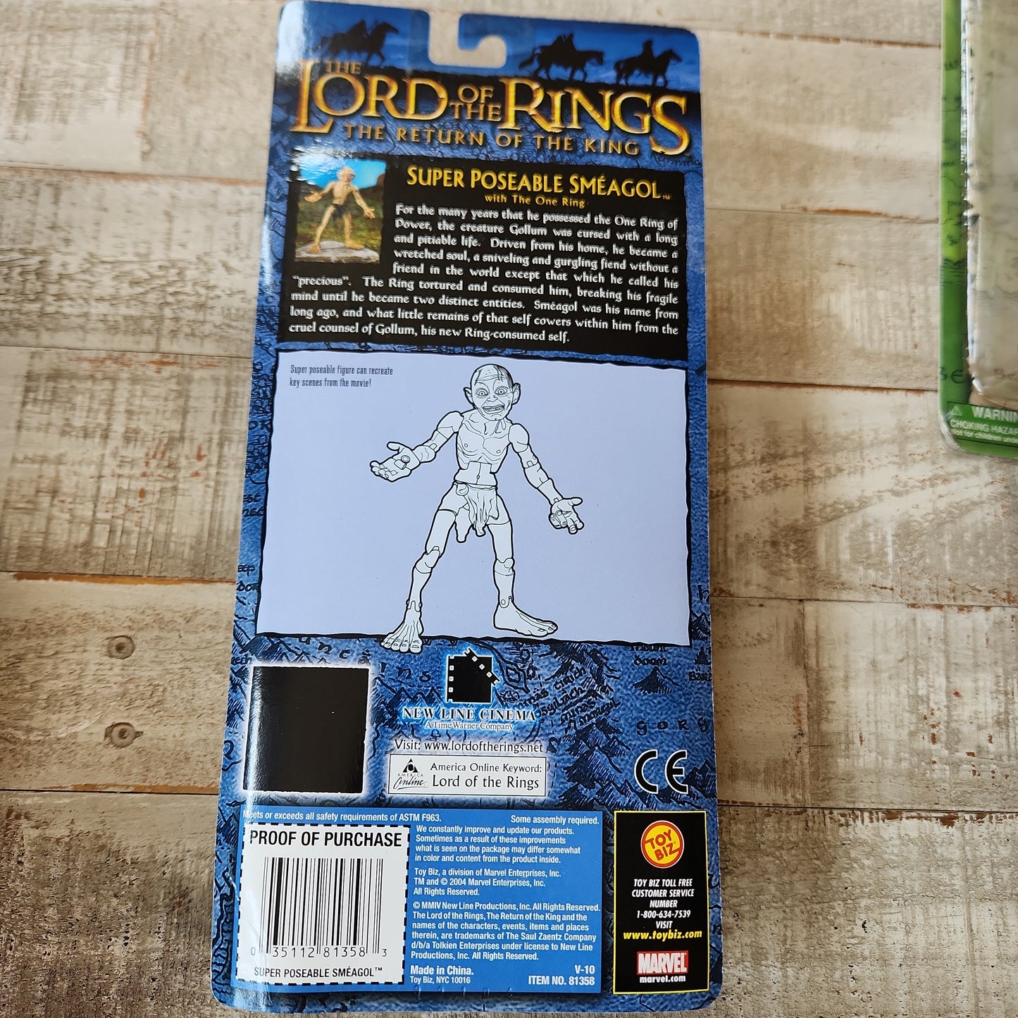 Lord of the Rings Super Poseable Smeagol with The One Ring Action Figure NRFP