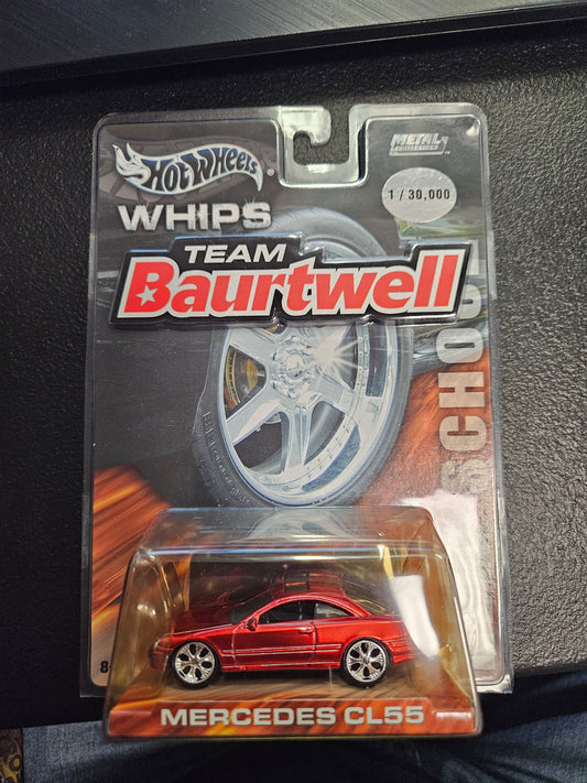 Hot Wheels azota al equipo Baurtwell Mercedes CL55