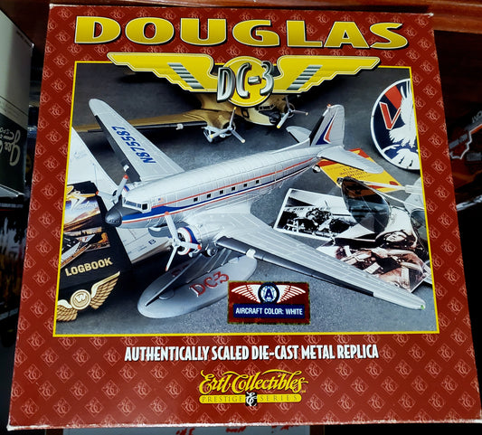 Ertl Collectibles Prestige Series Douglas DC-3 diecast airplane w/stand 1:72 scale