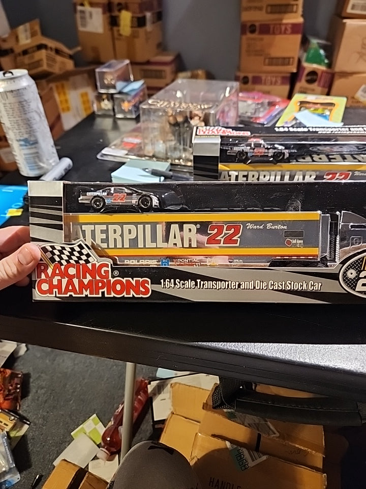 1/64 Racing Champions 2000 race team transporter #22 Chrome Chase 1 of 999