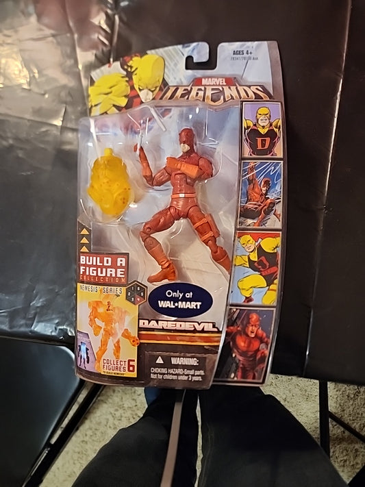 Hasbro Marvel Legends "Nemesis" Serie BAF Walmart Daredevil Variante Roja Nuevo S2