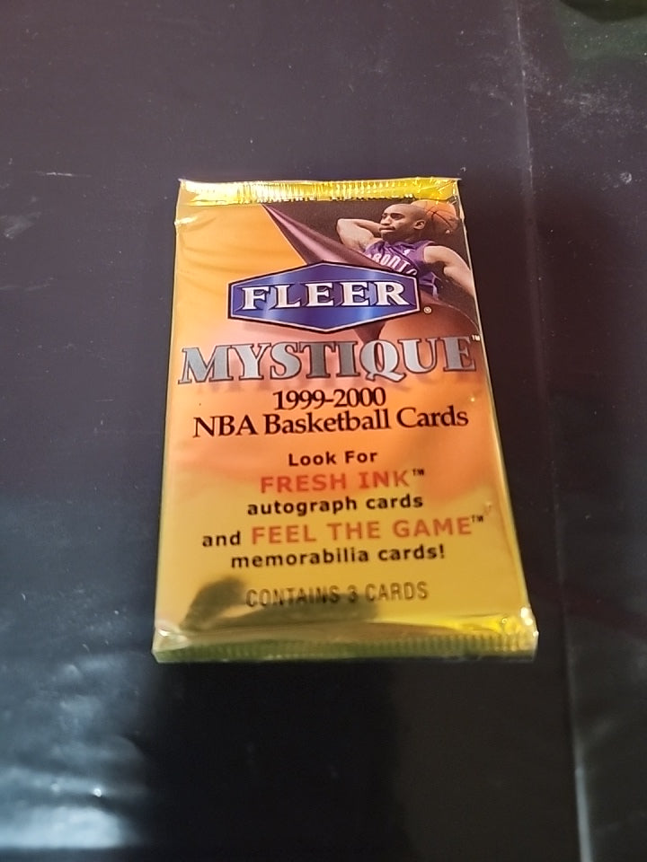 paquete exacto 1999/00 Tarjetas de baloncesto Fleer Mystique NBA selladas de fábrica Rare