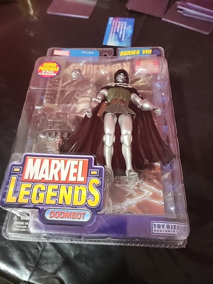 Marvel Legends Serie VIII Toybiz Doombot Dr. Doom Los Cuatro Fantásticos NUEVO