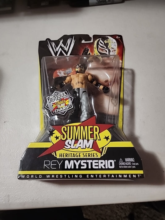 Rare WWE Summer Slam Heritage Series Rey Mysterio Wrestling Figure Basic