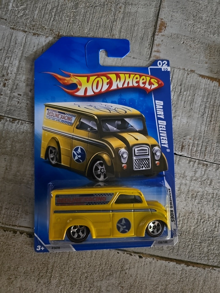 2009 Hot Wheels Dairy Delivery Modified Rides 2/10 #158/190 Yellow Body Mainline