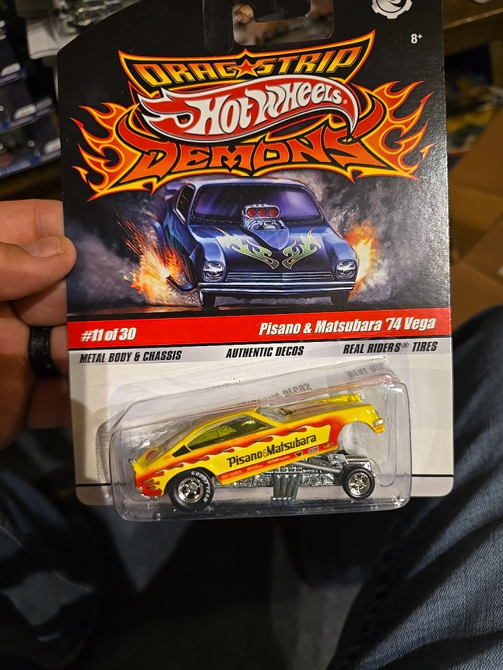 1:64 Hot Wheels Drag Strip Demons Pisano & Matsubara '74 Vega 11/30 NIP