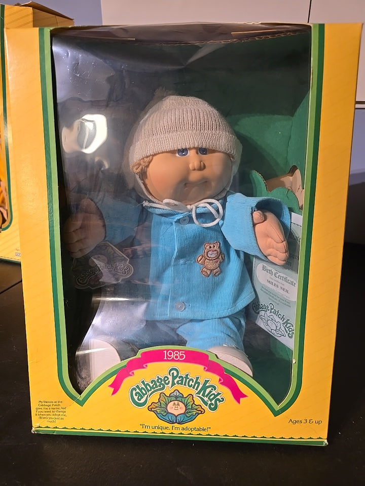 Coleco Cabbage Patch Kids 1984 # 3900  Blue Eyes Miles Neil