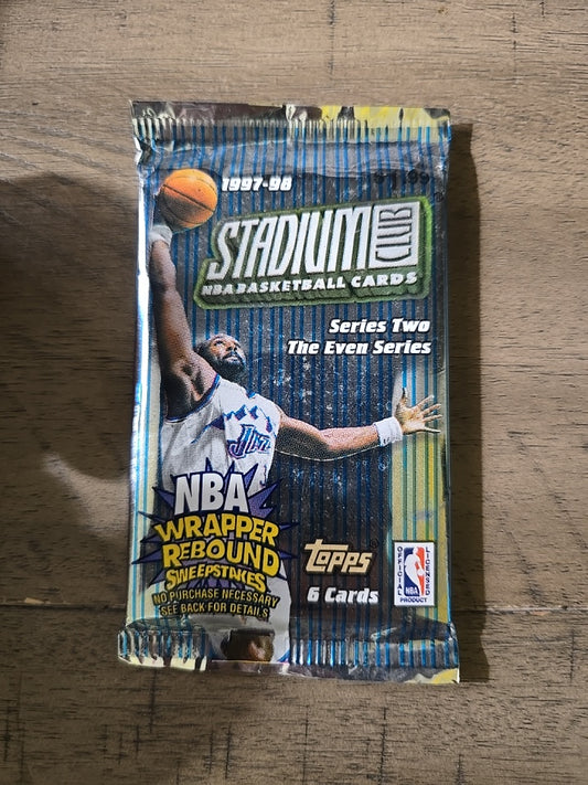 1997-98 TOPPS STADIUM CLUB BASKETBALL SERIES SEALED PACK NBA