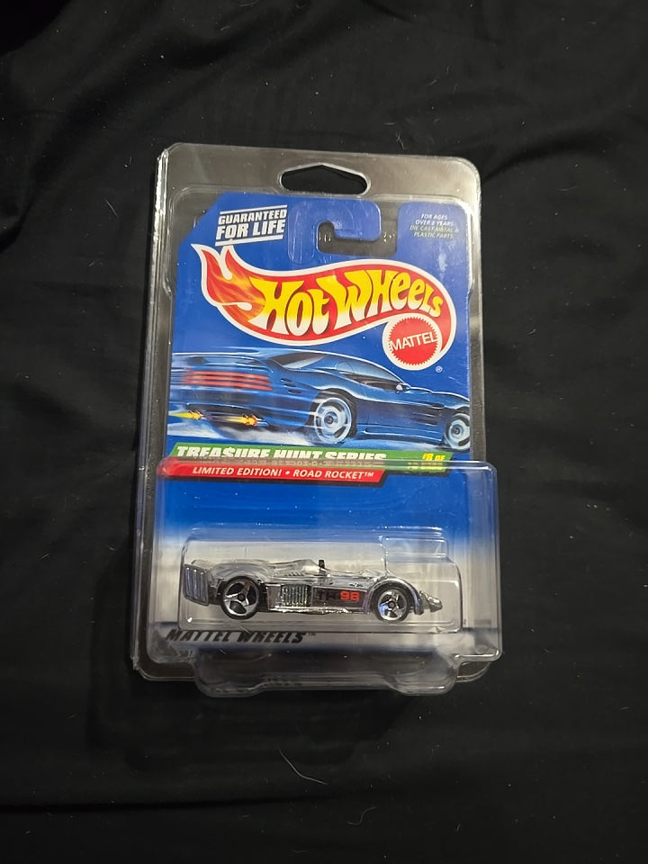 1998 Mattel Hot Wheels #756 Treasure Hunt #8 Road Rocket NIP