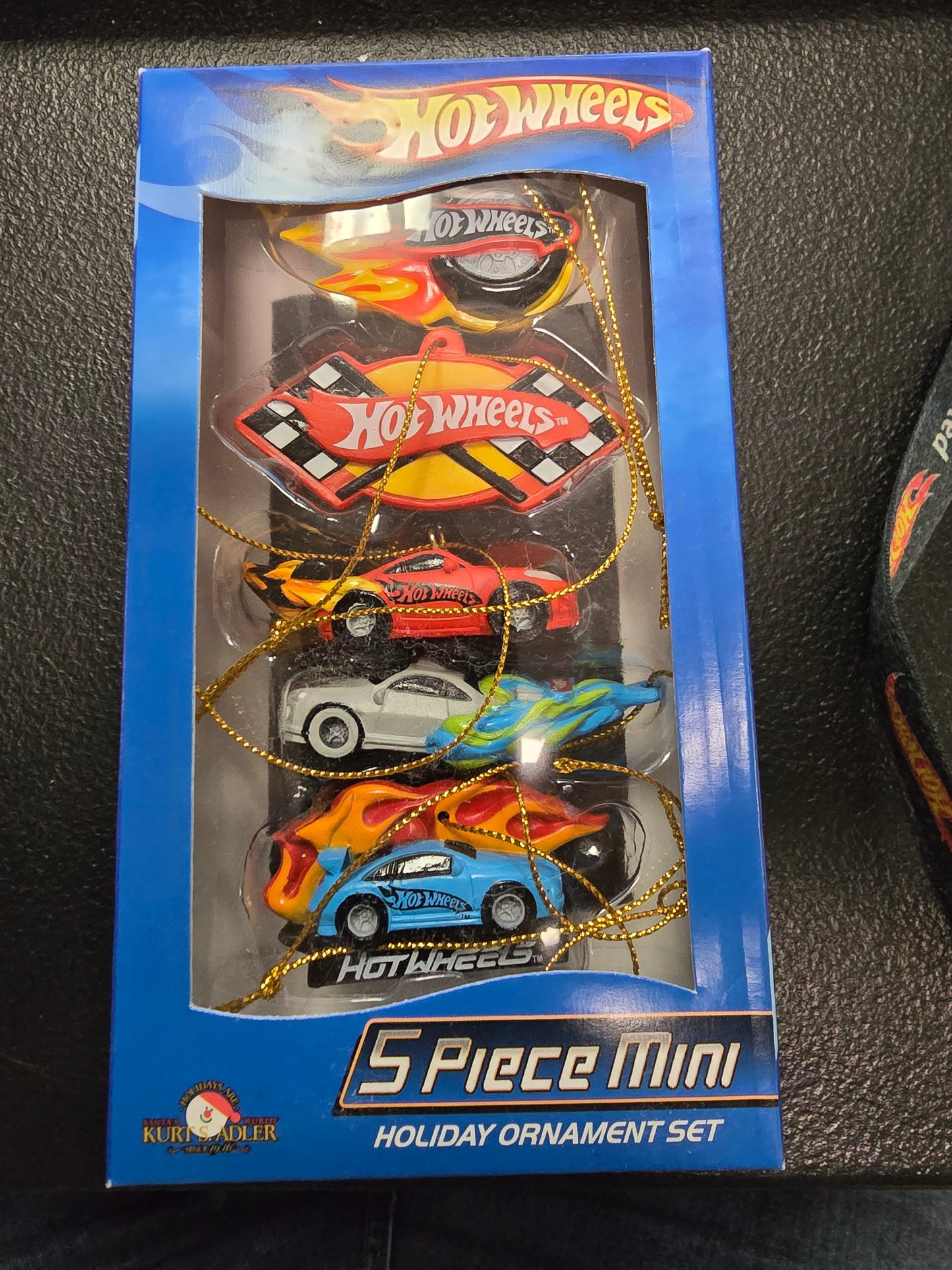 Hot Wheels 5 Piece Mini Holiday Ornament Set