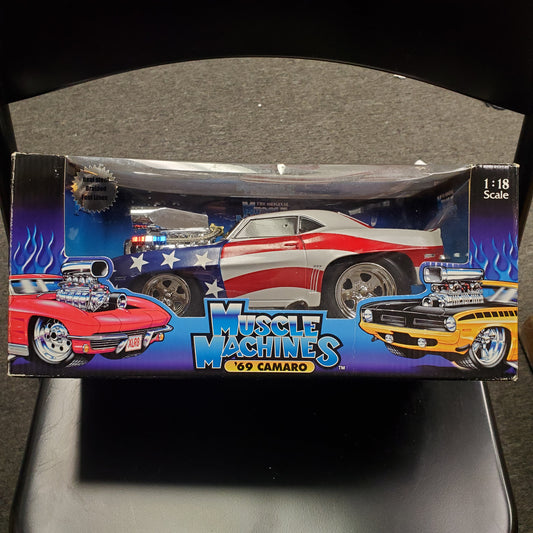 Muscle Machines '69 Camaro 1:18 Scale American Flag Diecast