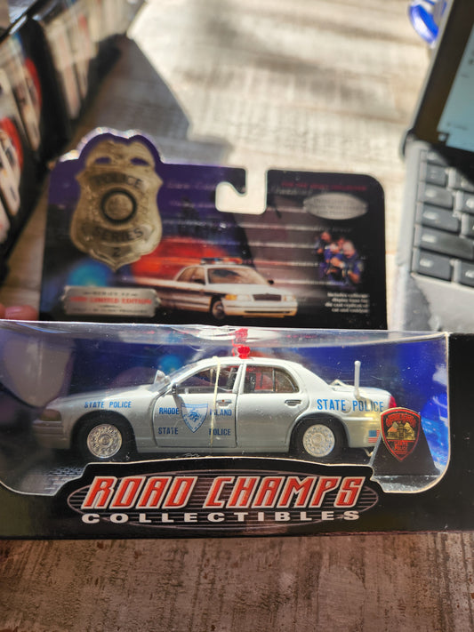 Road Champs 1999 New Jersey State Police Ford Crown Vic Police Car 1/43