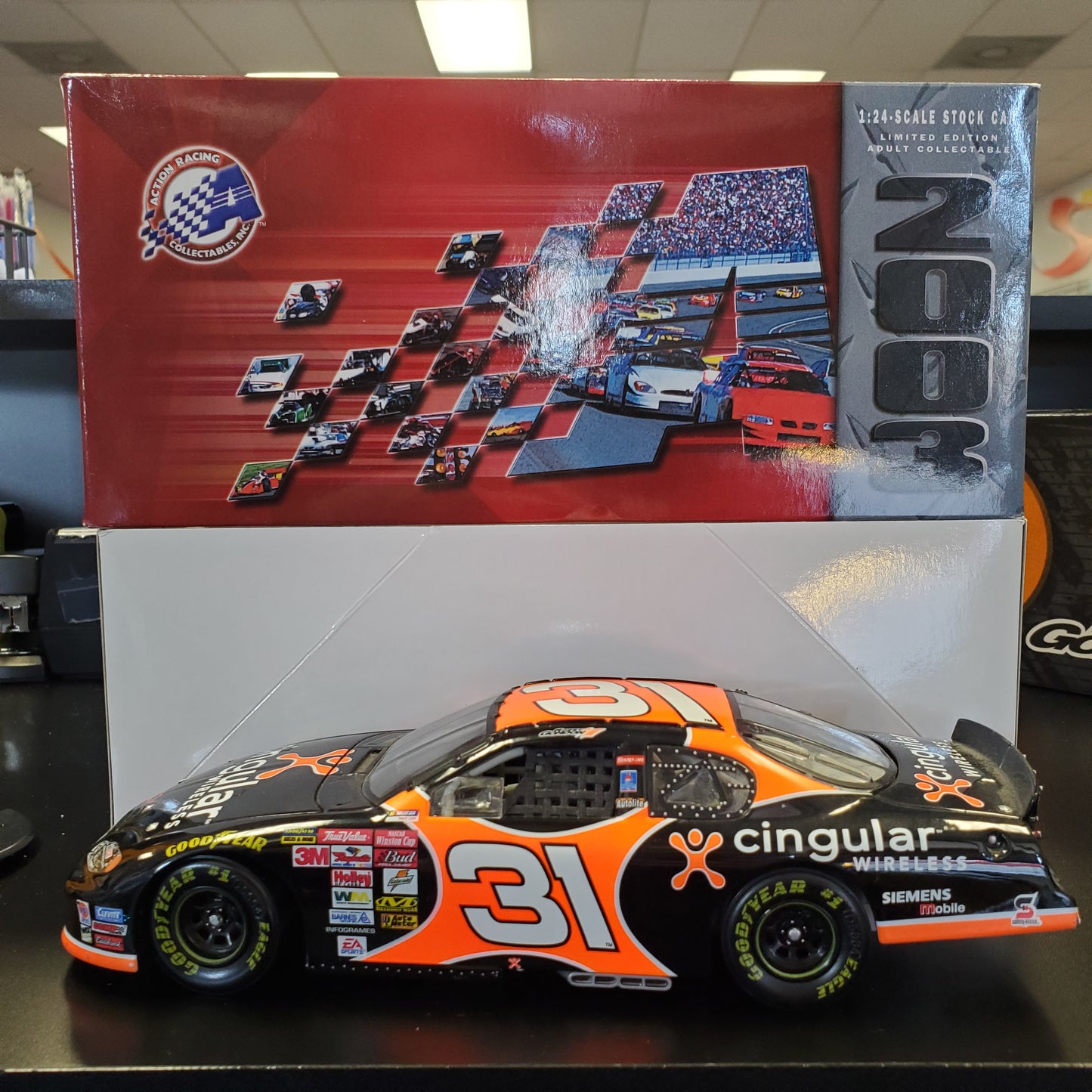 Action 2003 Monte Carlo 1:24 - Robby Gordon #31 Cingular