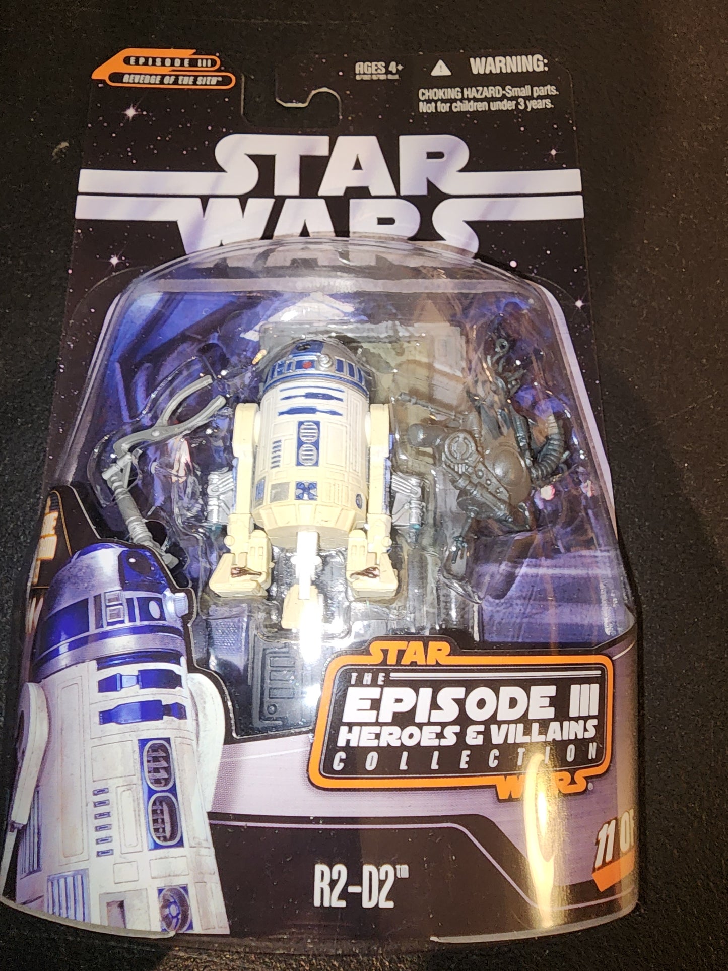 Star Wars Episode III Heroes & Villains R2-D2 Figure 11 of 12 - 2006