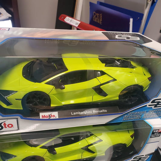 1:18 Maisto Exclusive Special Edition Lambo Lamborghini Revuelto Lime Green