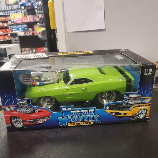 Muscle Machines '69 lime green Charger 1:18 Scale Die-Cast Model Car [Funline, 2002]