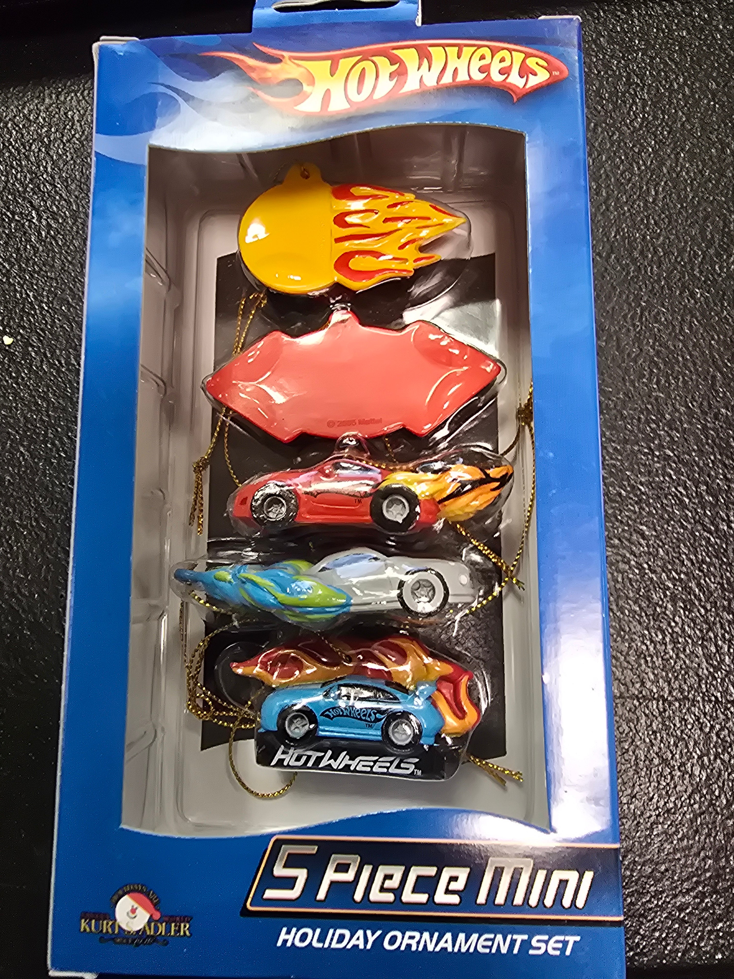 Hot wheels 2024 holiday ornament set