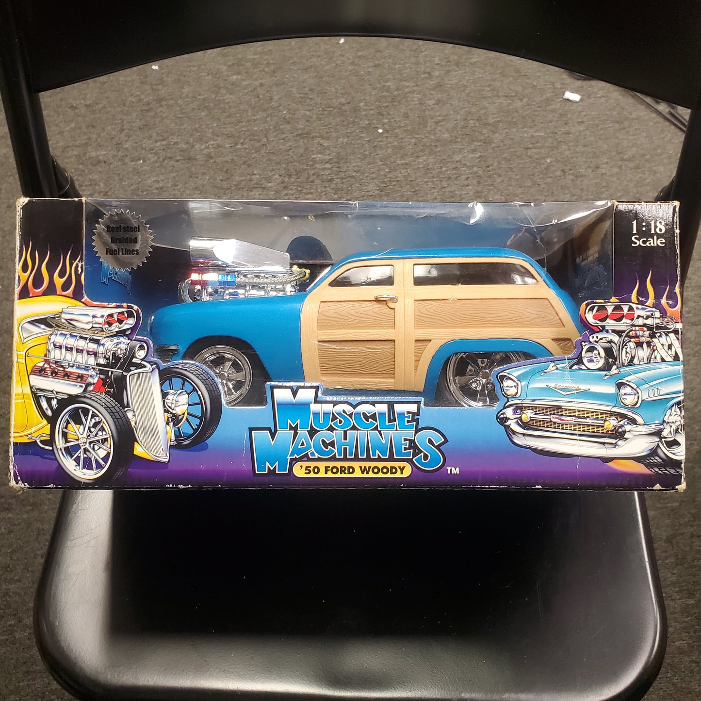 Muscle Machines '50 Ford Woody 1/18 - Blue with Wood 025