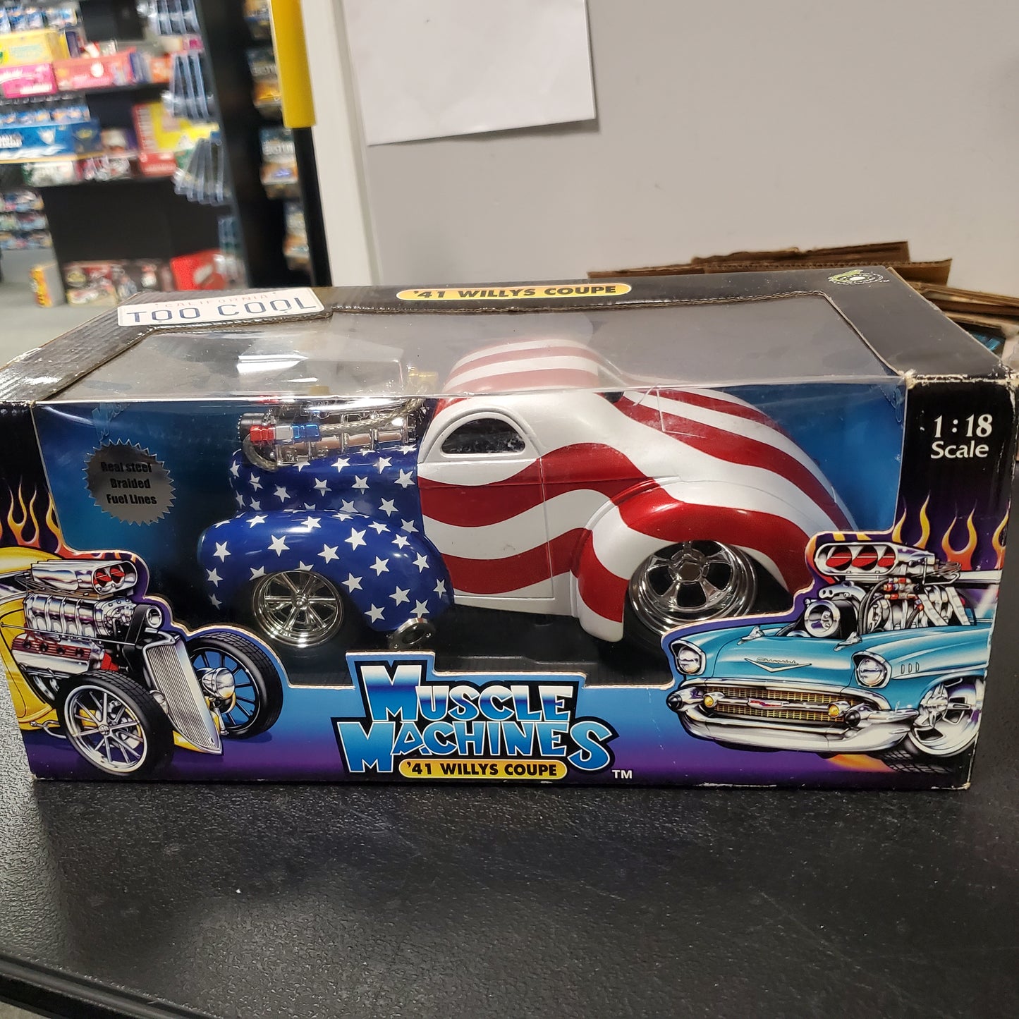 FunLine Muscle Machines '41 Willys Coupe Gasser USA Flag 1:18 Diecast Car w/ Box 015