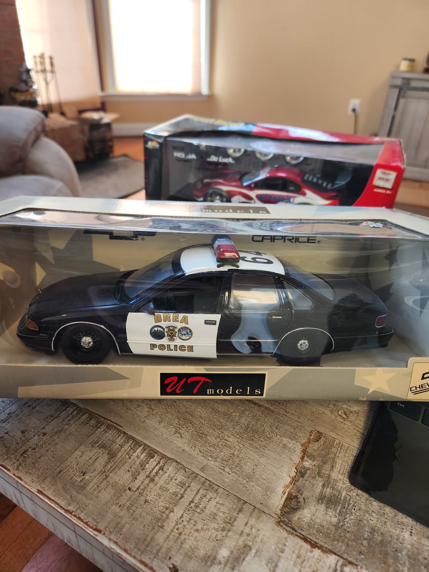 UT Models Chevrolet Caprice Brea California Police Car Diecast 1:18 Scale