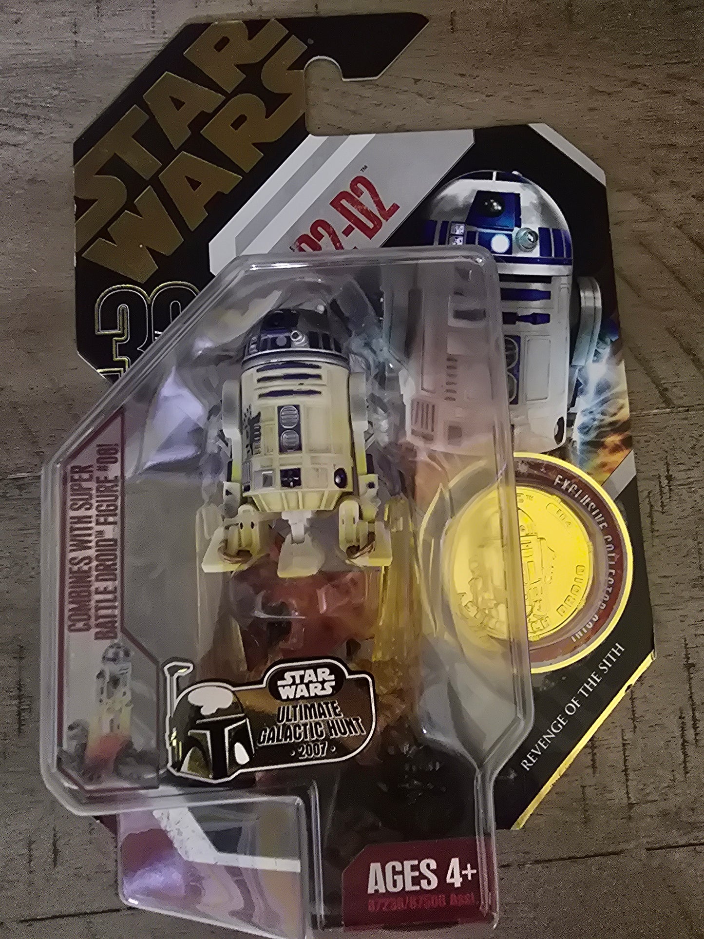 Star Wars R2-D2 30th Anniversary #04 Revenge of the Sith Ultimate Galactic Hunt