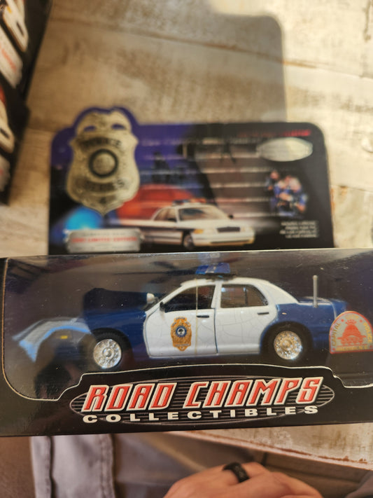 Road Champs 1999 Capitol City Police Ford Crown Vic Police Car 1/43