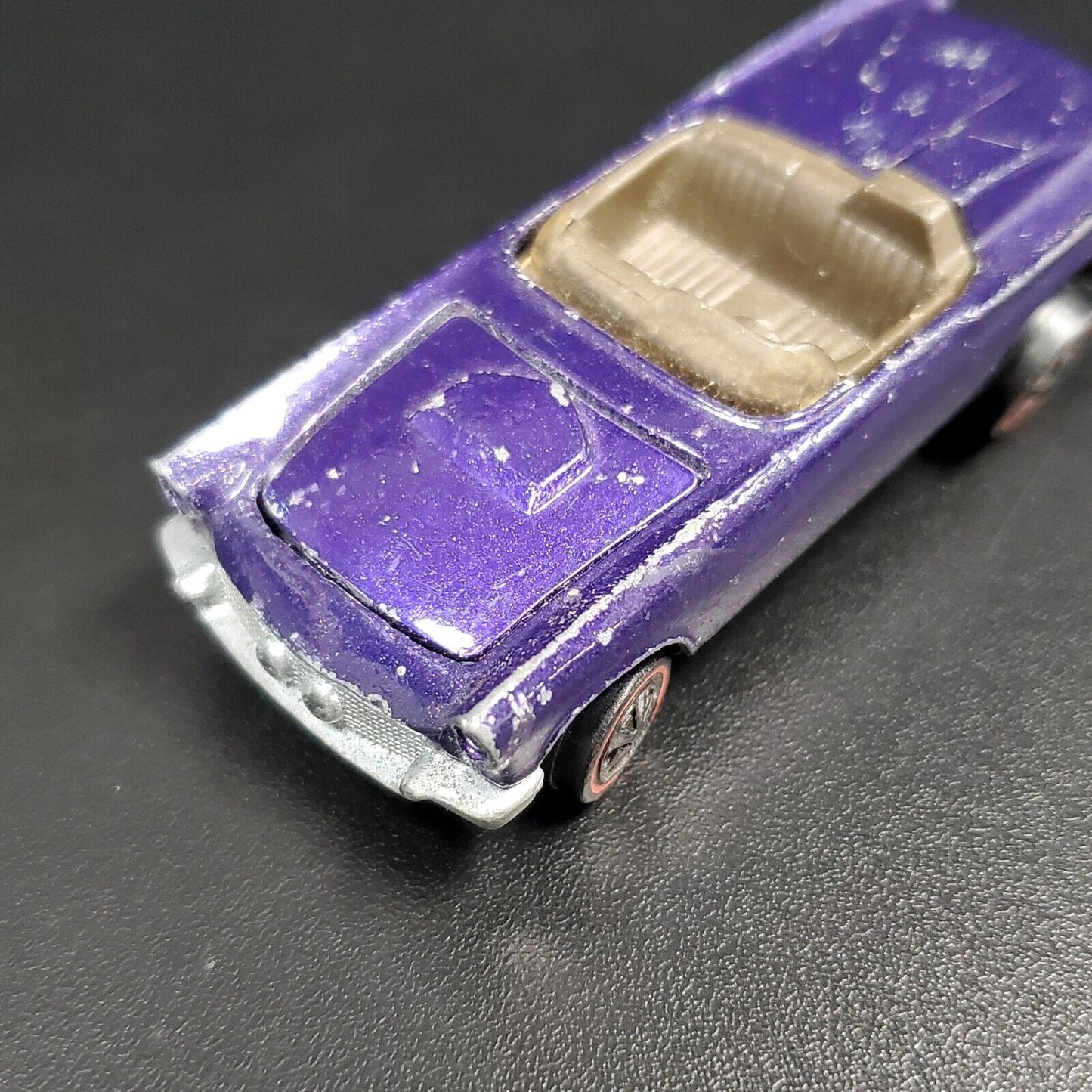 Hot Wheels Redline 1968 Classic 57 T-Bird PURPLE w/brown interior Unrestored Original Loose Car