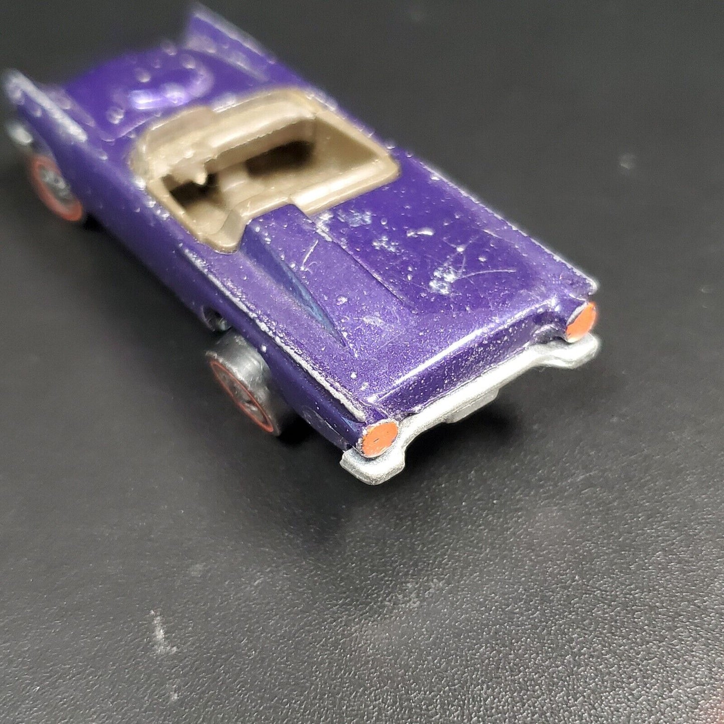 Hot Wheels Redline 1968 Classic 57 T-Bird PURPLE w/brown interior Unrestored Original Loose Car